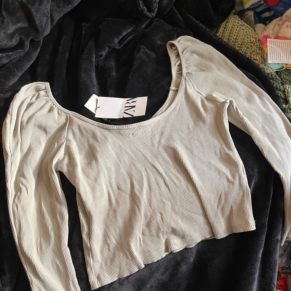 Zara Crop top with long sleeves